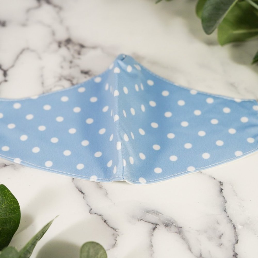 3 polkadots. 3 layers, WATER REPELLENT face mask - Picture 3 of 9